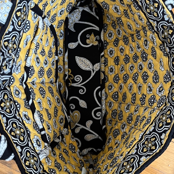 Vera Bradley NWT Small Tic Tac Tote Handbag Purse Mini Tote in Yellow Bird - Picture 9 of 10
